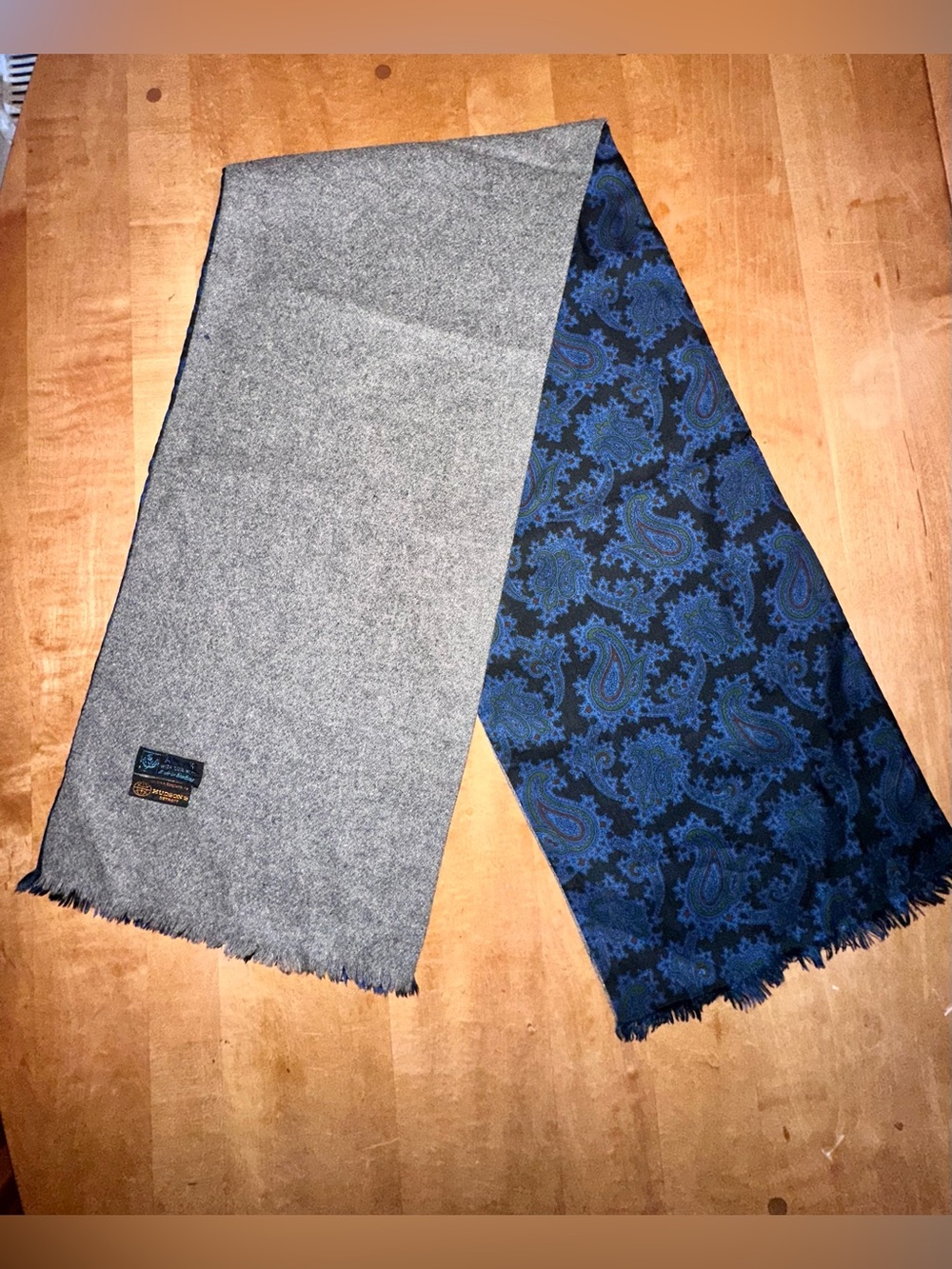 JL Hudson's Detroit wool and silk scarf new 60s vintage